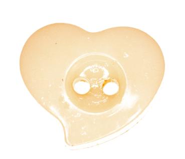 Botón infantil como corazon de plástico en crema 13 mm 0,51 inch